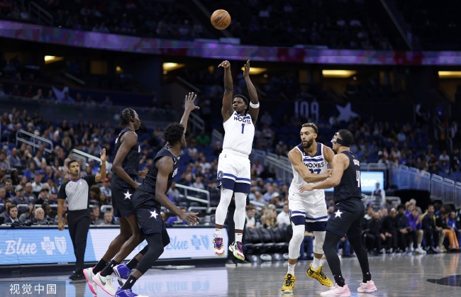  爱德华兹绝杀助森林狼险胜雷霆  