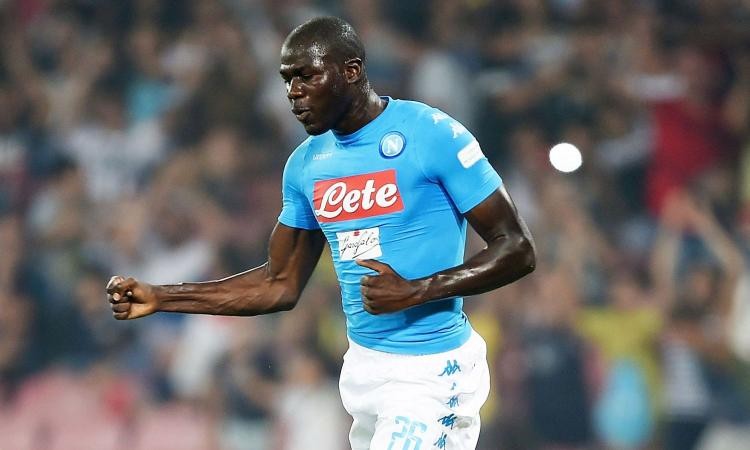  那不勒斯边锋突破如入无人之境撕破防线