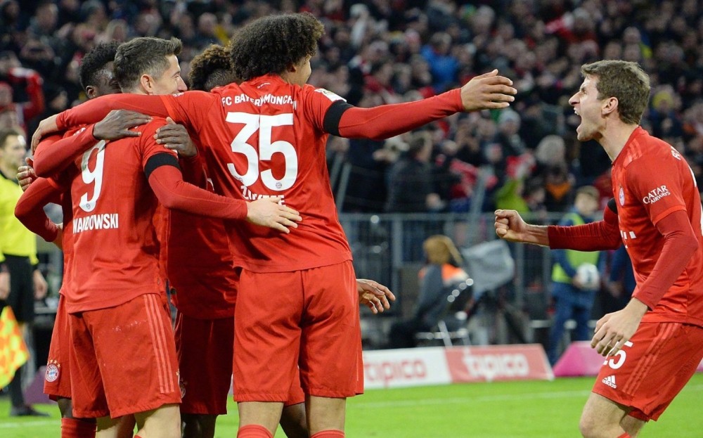  格纳布里梅开二度，拜仁边锋组合威力尽显  