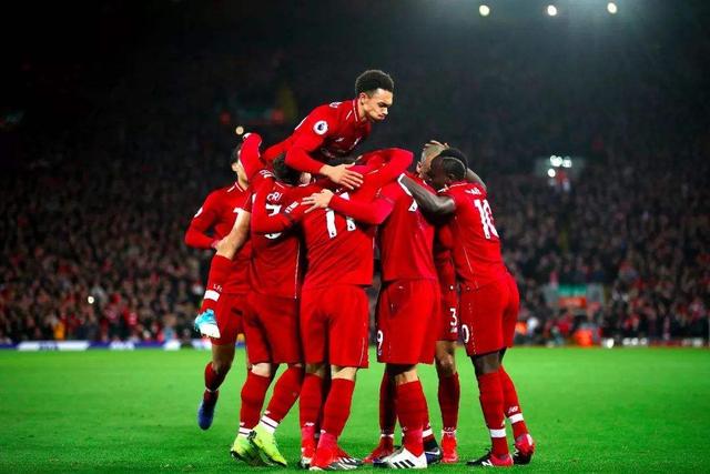  阿森纳主场完胜对手积分紧追领头羊